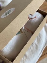 Image 7 of Box de Brocante « Rosée du matin »