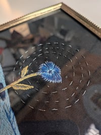 Image 4 of Sin É