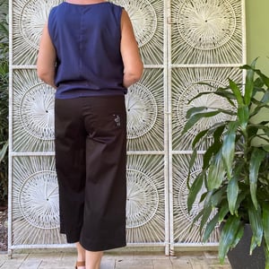 Image of Linea pants 4/5 - Black Sateen