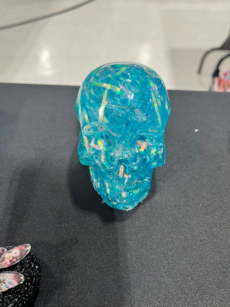 Image of Large Skulls 