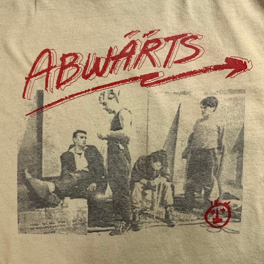 Image of #308 - Abwärts Tee - Small