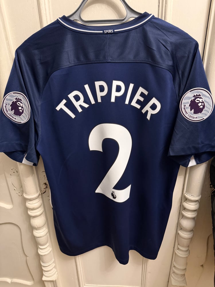 Image of PRE ORDER: Tottenham Hotspur “TRIPPIER 2” 2017/18 Away Shirt + PL patches (L)