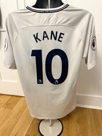 Image 2 of Tottenham Hotspur “KANE 10” 2017/18 Home Shirt + PL patches (L)