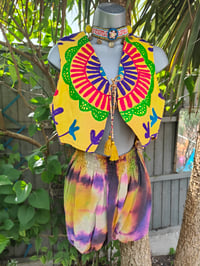 Image 4 of Bloomer shorts- see measurements (size 1) yellows 6-10