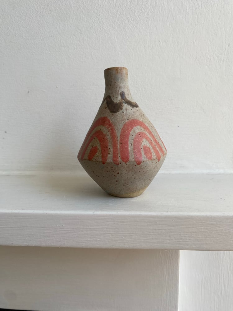 Yield pot (crest) Image 4
