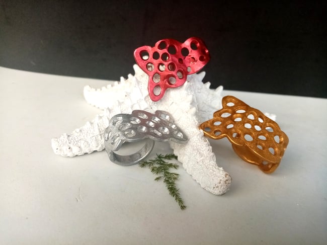 Anillos  Espuma de Mar (Rojo / Dorado / Plateado)