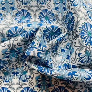 Image of HONEYSUCKLE ( C )