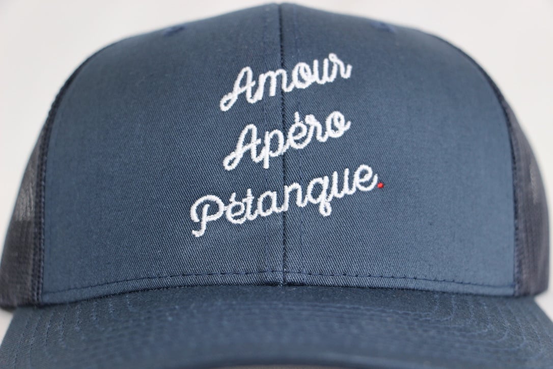 Image of Casquette Bleu Amour Apéro Pétanque.