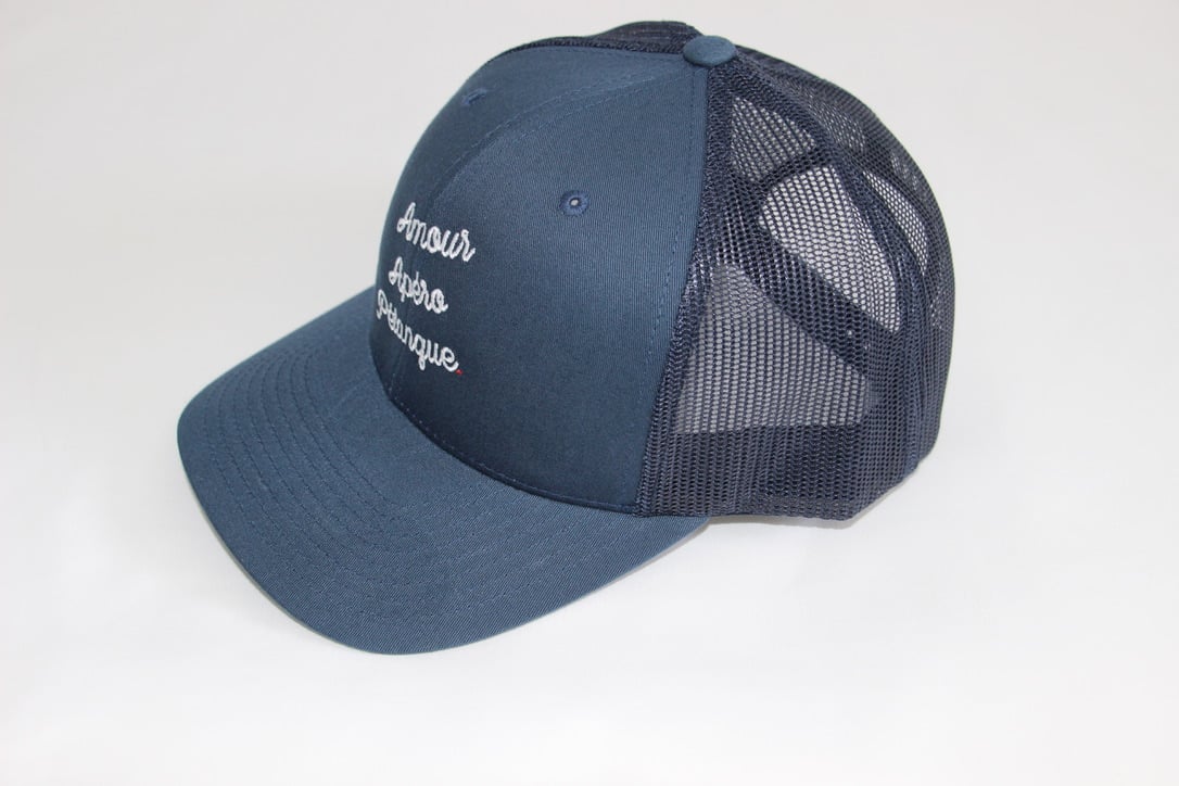 Image of Casquette Bleu Amour Apéro Pétanque.