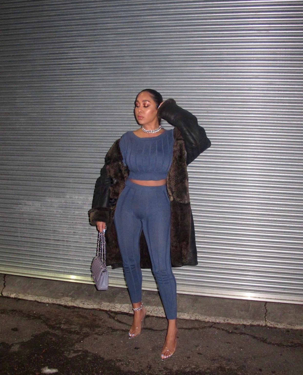 Image of BLUE RIBBED KNIT 2-PIECE SET WITH CROP TOP & LEGGINGS (M)