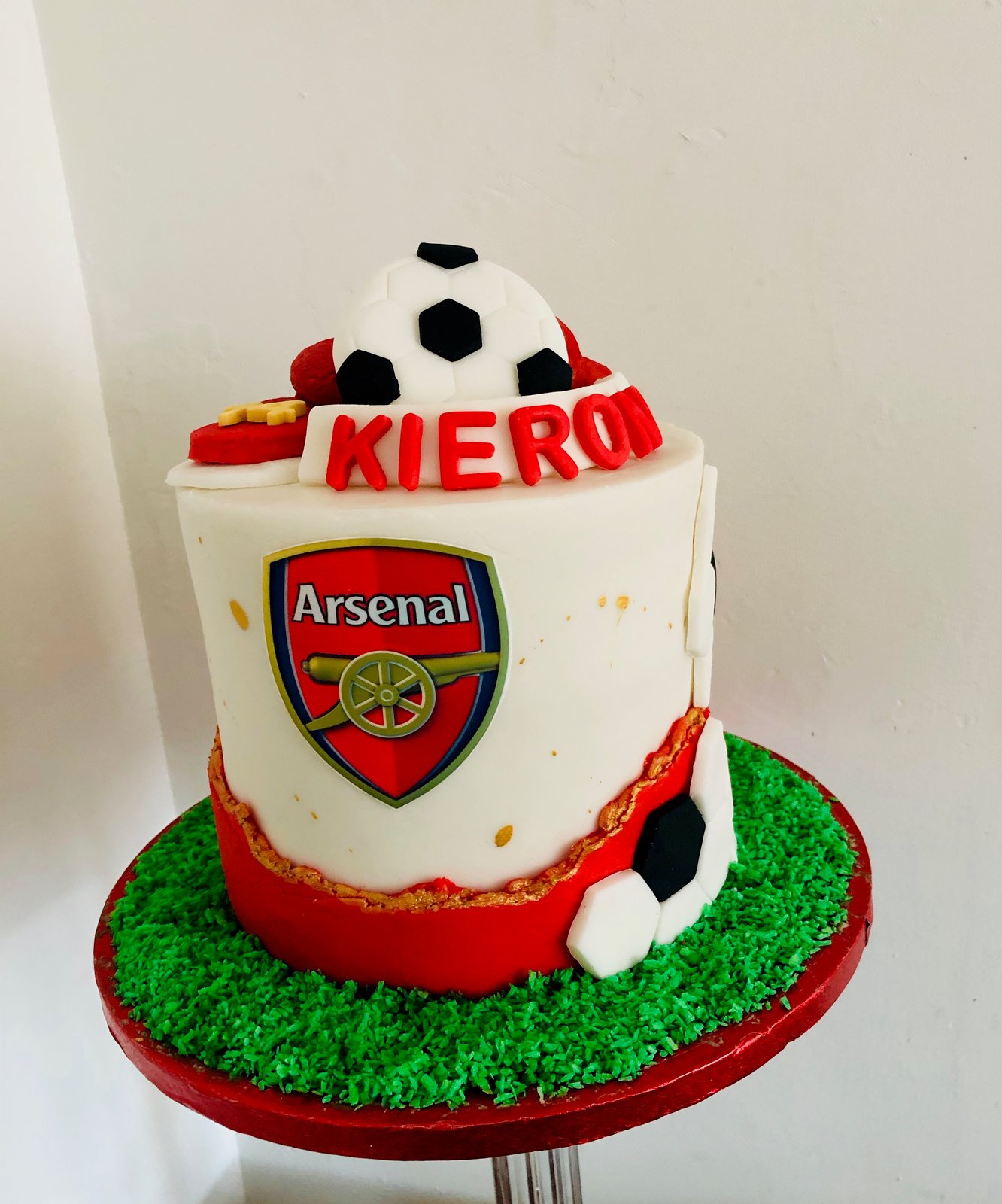 Order Online Arsenal Football Delight Cake | UG Cakes Nepal