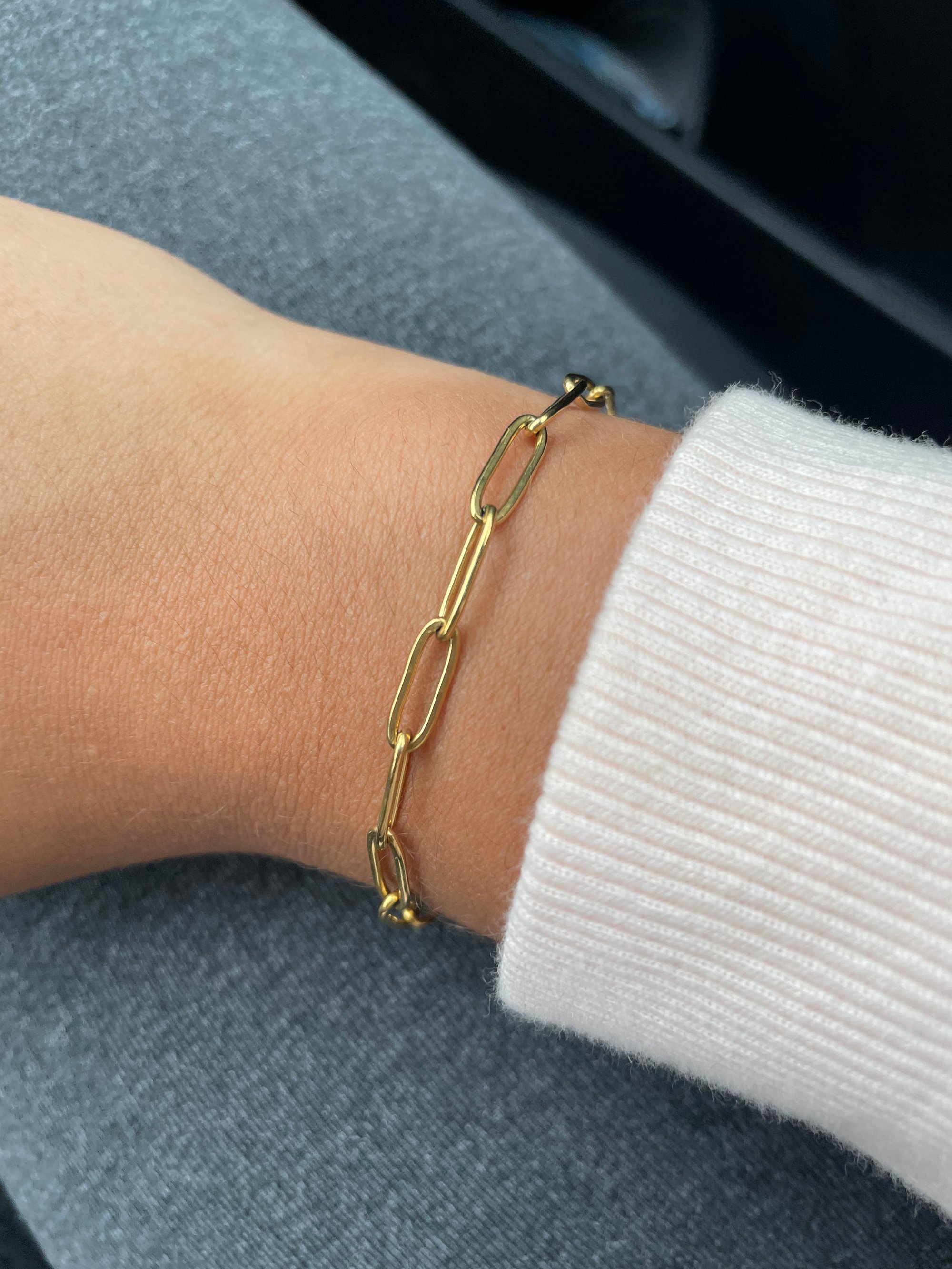 Image of gold paperclip chain bracelet