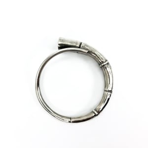Image of Silver Tendril Bangle Bracelet 01