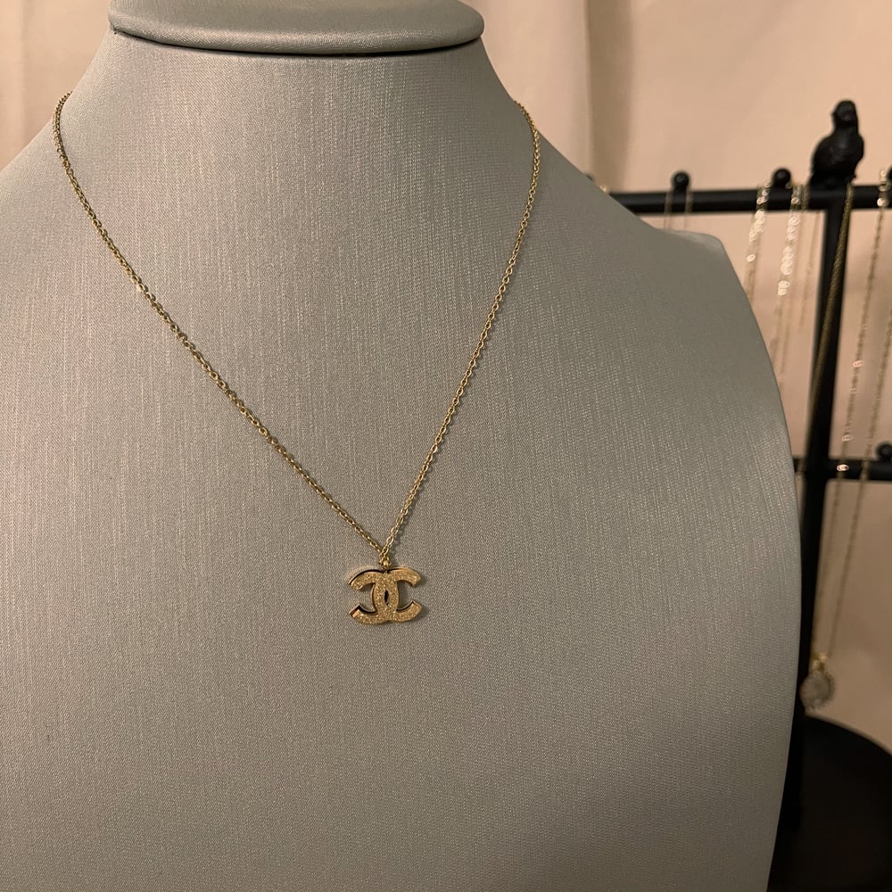 Image of Simulated Chanel Necklace 