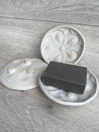 Image 4 of Antique moulded soap dish in white