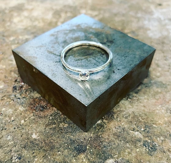 Image of Silver Diamond Pebble Ring