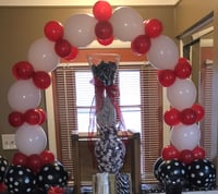 LINKY BALLOON ARCH (TABLE-TOP)