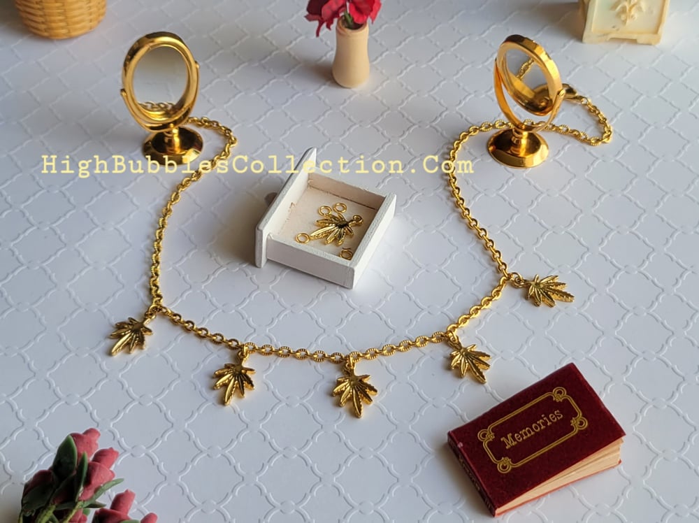 Image of "High Class" Choker