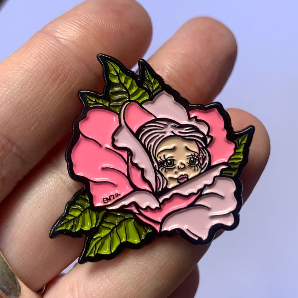 Cutie Flower enamel pin