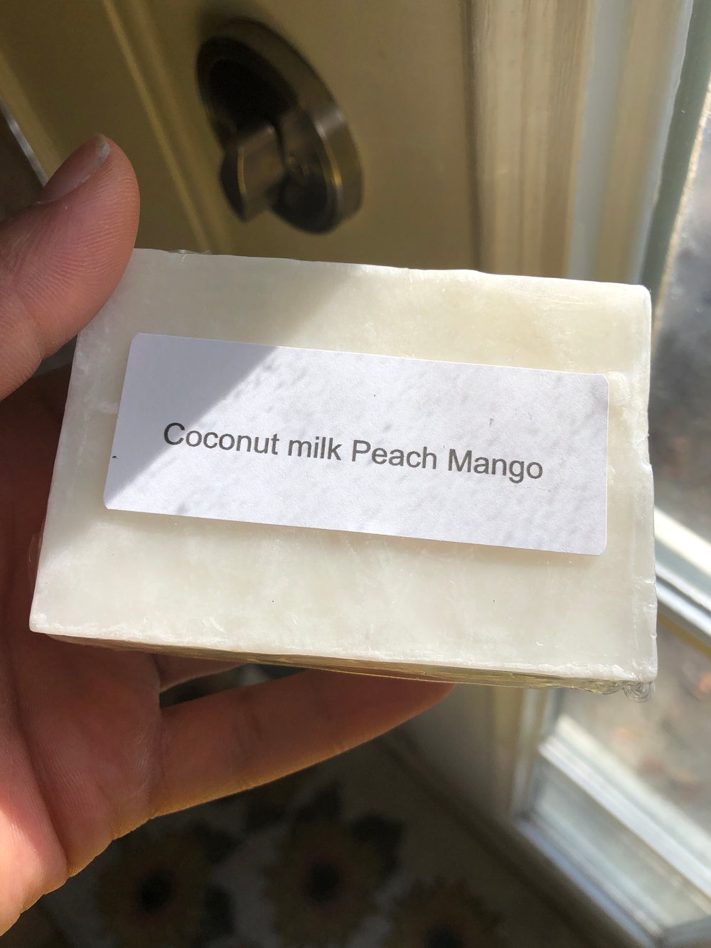 Coconut milk Peach Mango 
