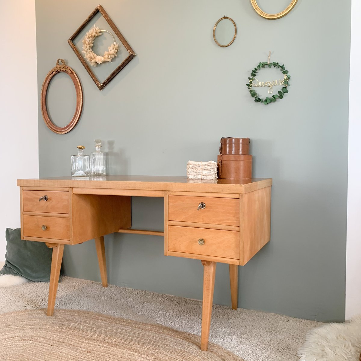 Image of VENDU/SOLD OUT Bureau Compas Mint