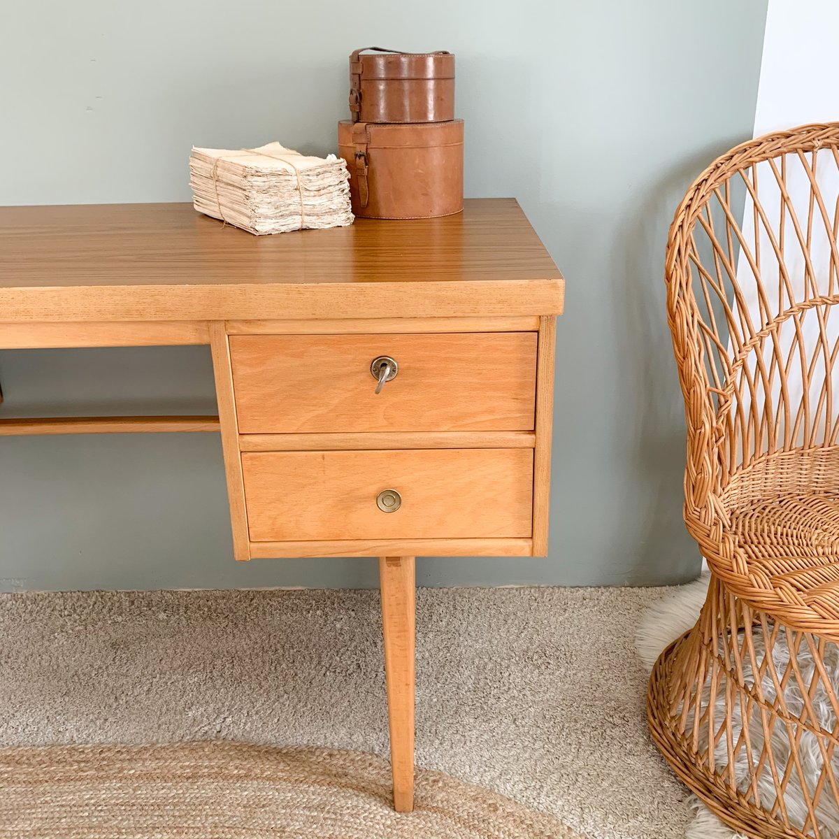 Image of VENDU/SOLD OUT Bureau Compas Mint