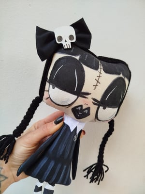 Its Wednesday!! 🖤