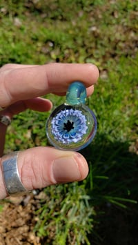 Image 1 of Flower pendant with sea slyme loop