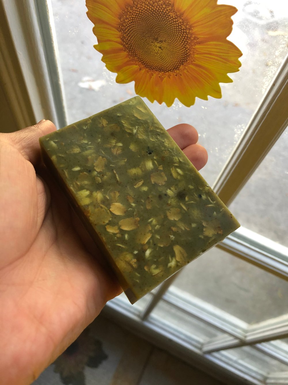 Charcoal Tumeric Bentonite Oats & Lemon