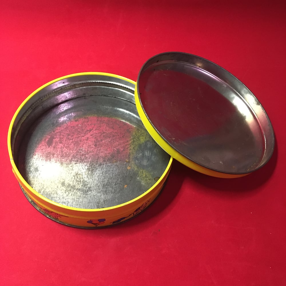 Clown tin