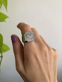 Image 5 of CHAIN HEART ENGRAVED SIGNET RING 