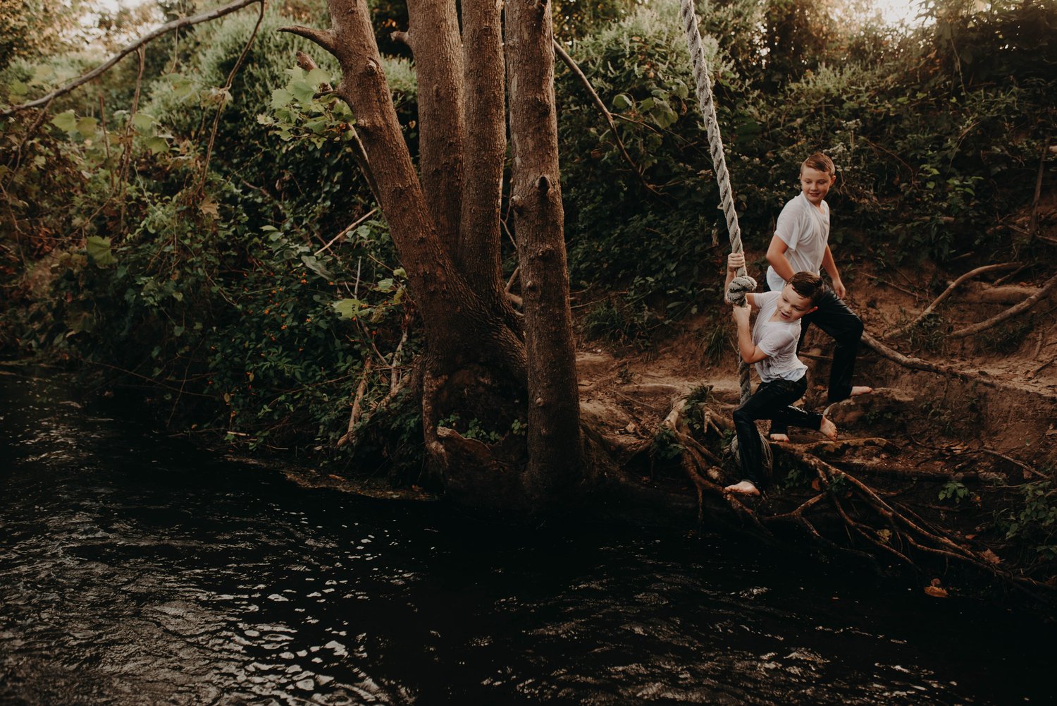 Image of Creek Mini Session - READ DESCRIPTION 