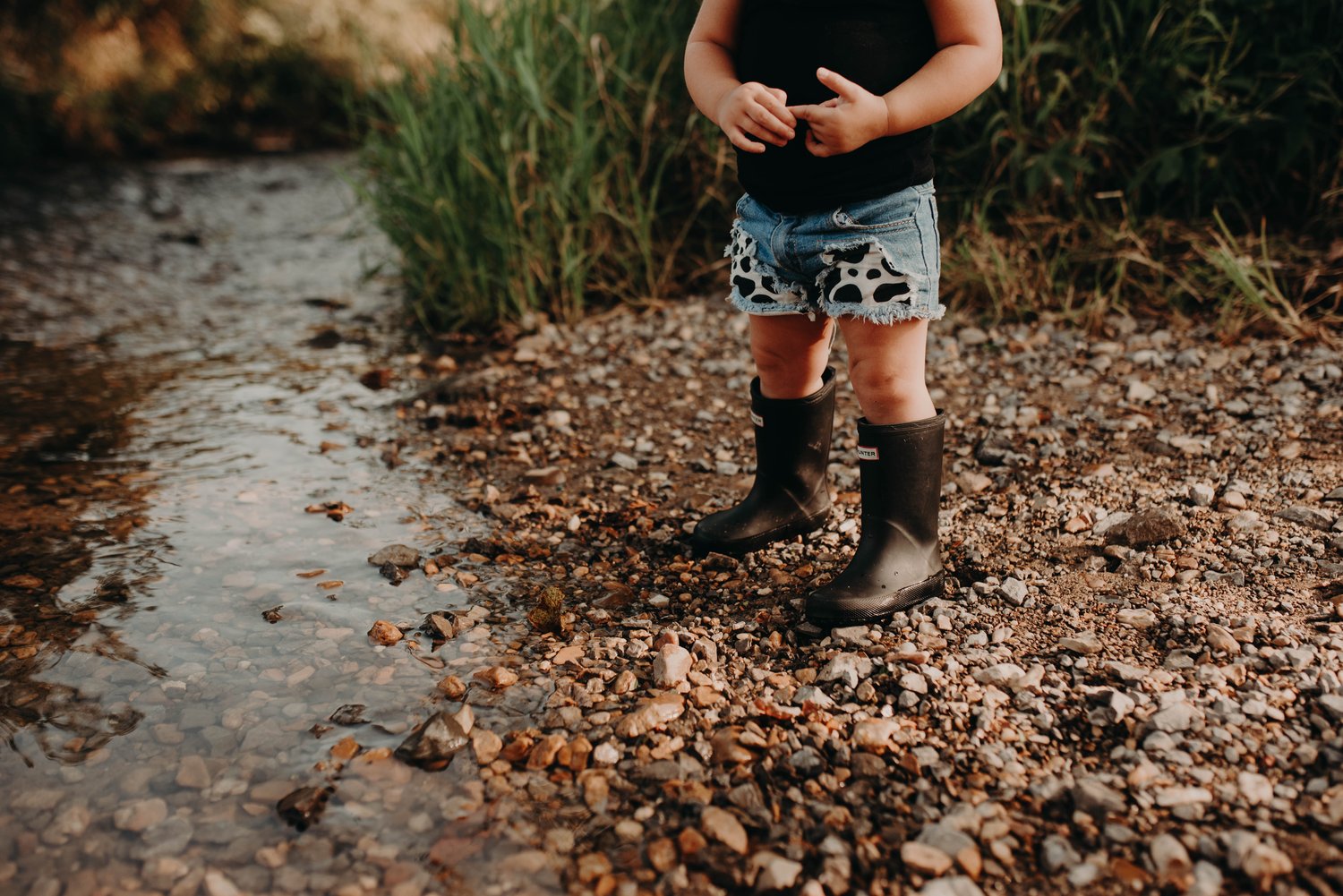 Image of Creek Mini Session - READ DESCRIPTION 