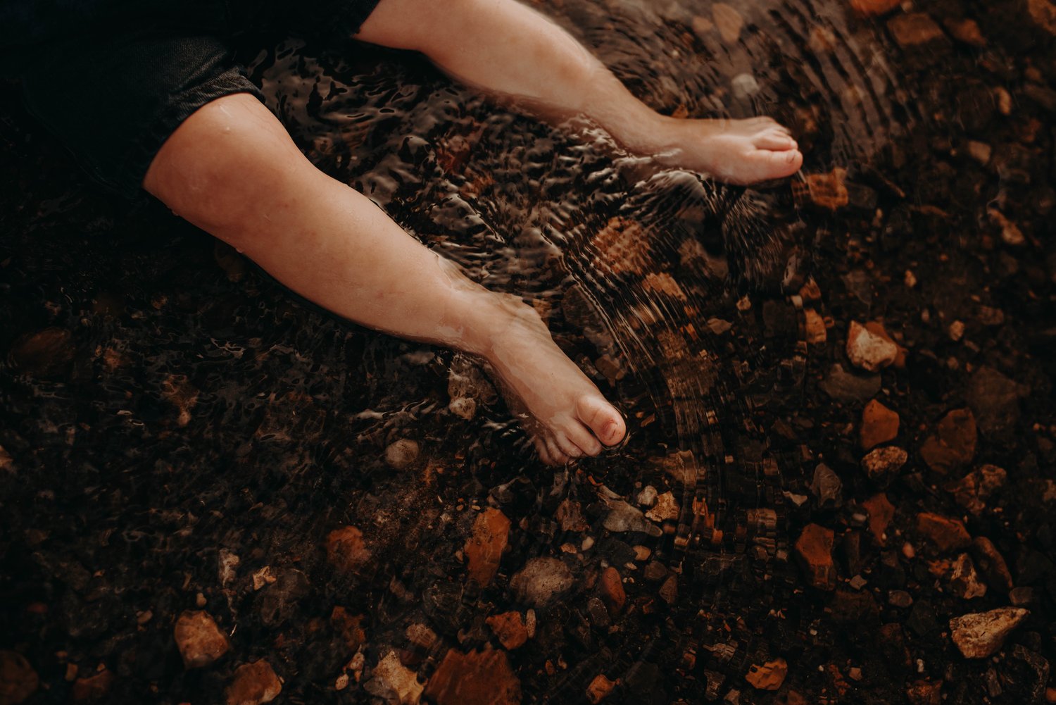 Image of Creek Mini Session - READ DESCRIPTION 