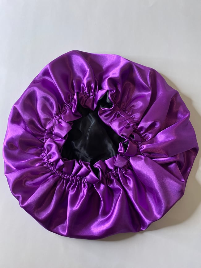 Satin double layered bonnets 🤩
