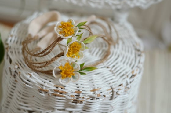 Image of Flora headband ( white)