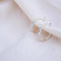 Image 1 of Créoles TIANA Argentées