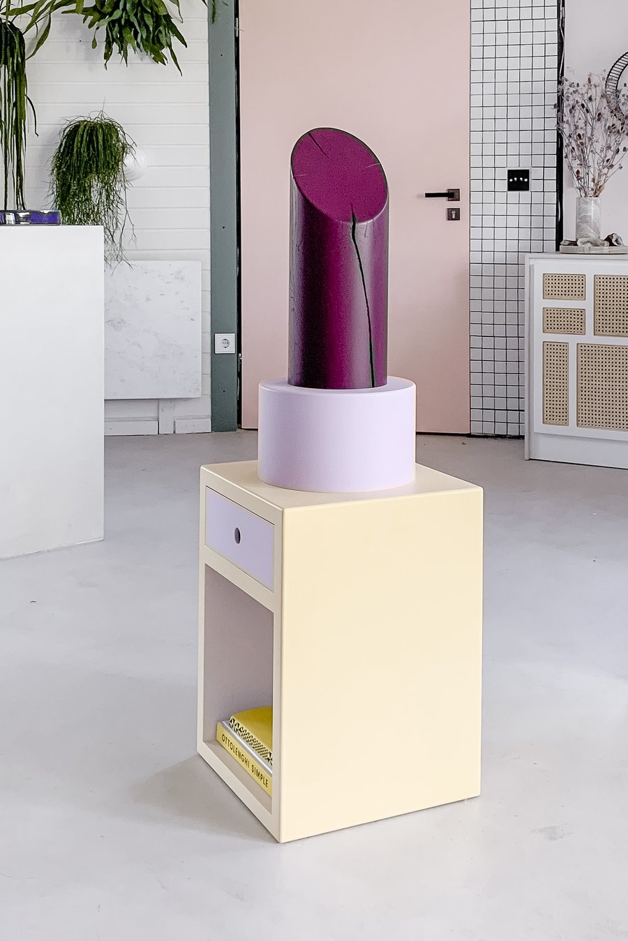 Image of LIPSTICK (with opening and drawer)