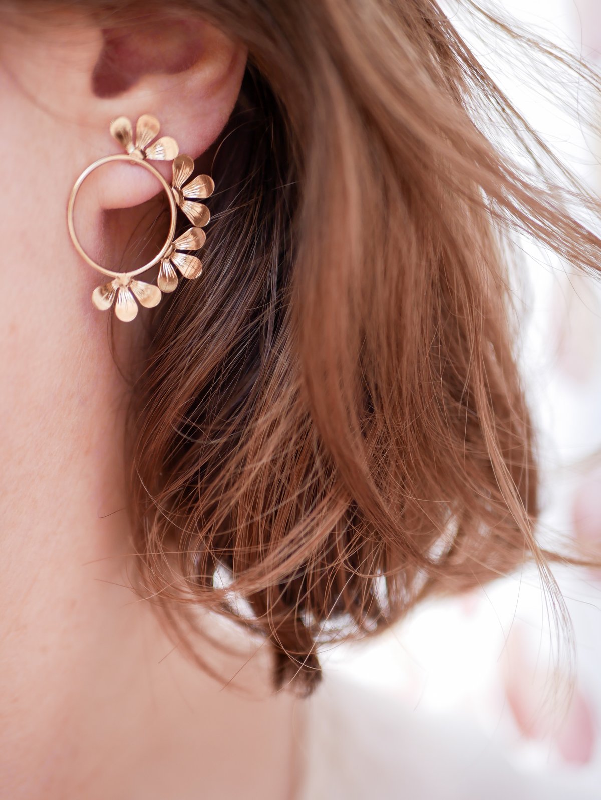 Image of Boucles d'Oreilles BLOOM Side Dorées