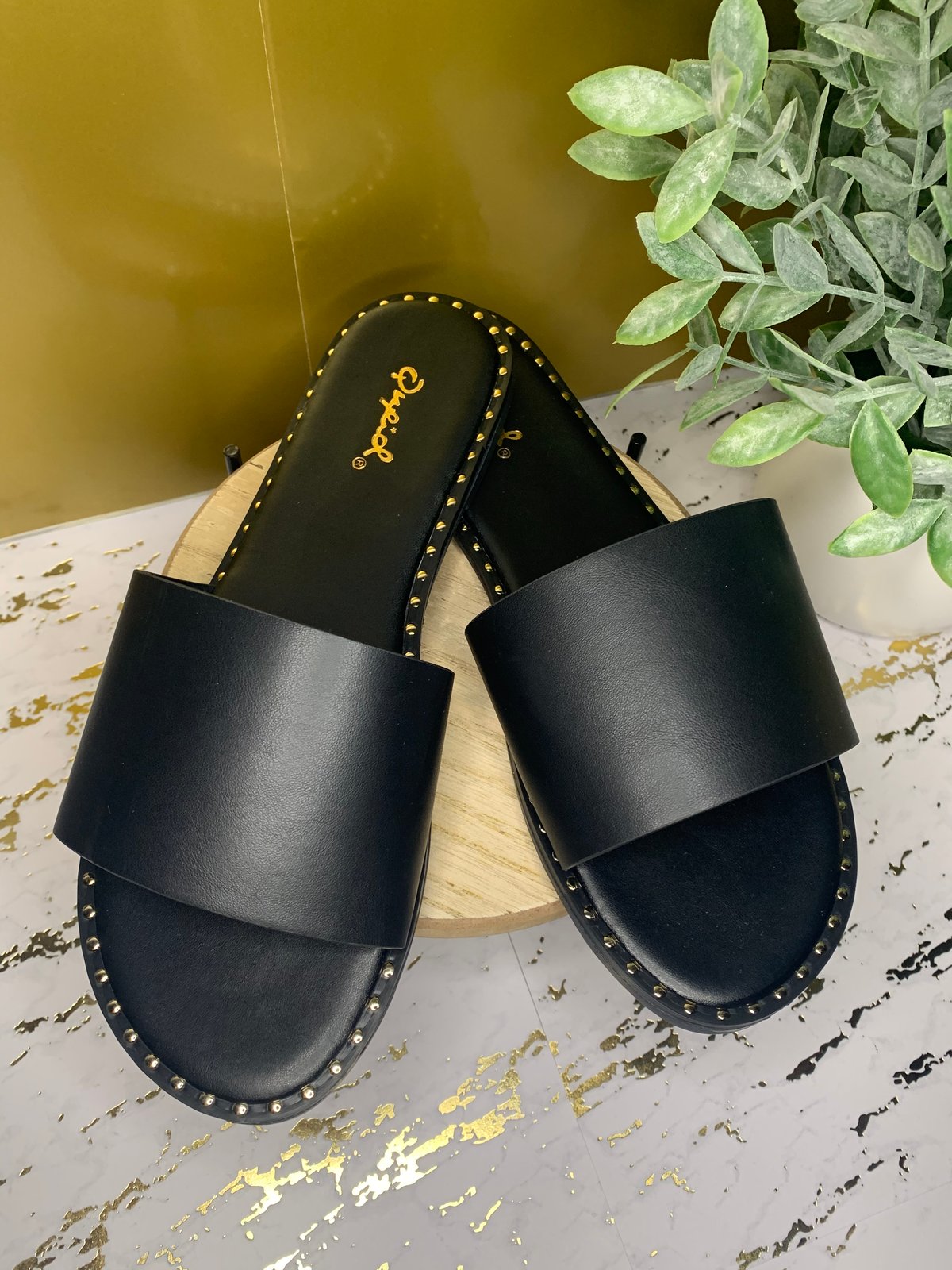 Qupid sandals Clearance