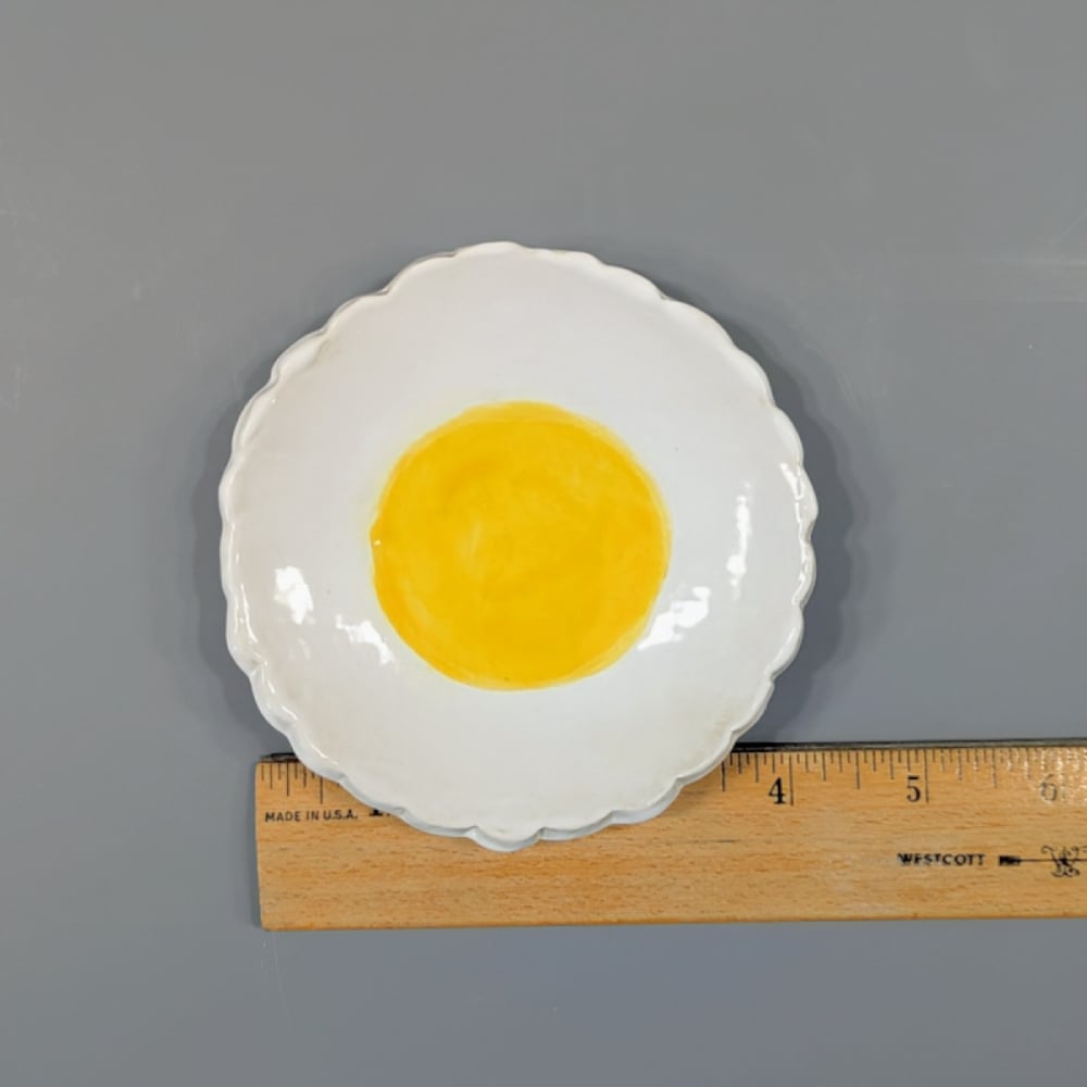 Image of Set of Three Handmade Ceramic Daisy Flower Nesting Bowls