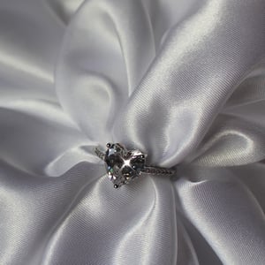 Image of AMORA Heart Ring