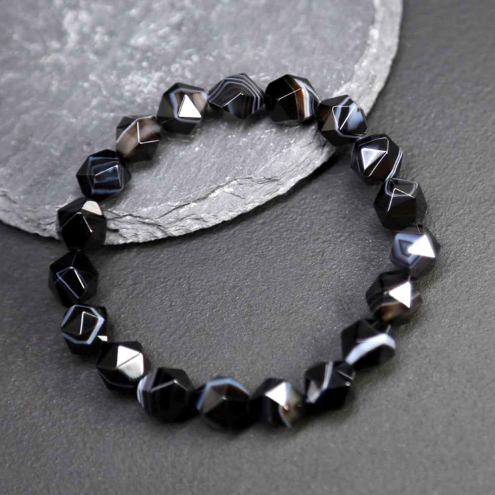 Image of 黑之瀛 | Agate