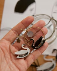 Image 5 of PENDIENTES YIN YANG