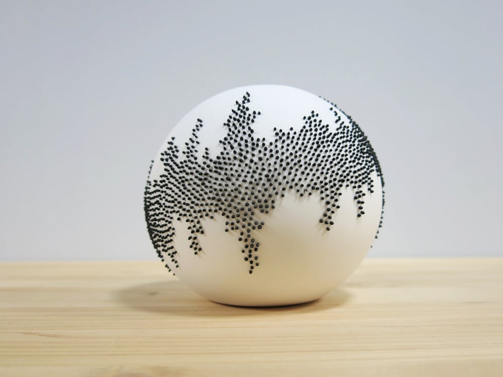 Image of Jarrón esfera con textura de porcelana