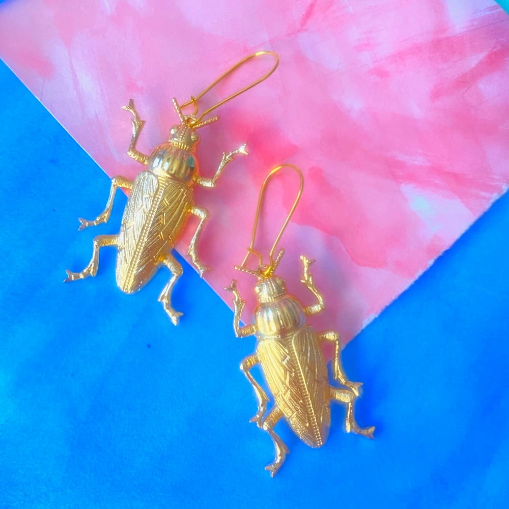 Image of BEETLE BABE EARRINGS