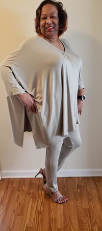 Image 2 of The Glamorous Woman 2pc tunic pant set