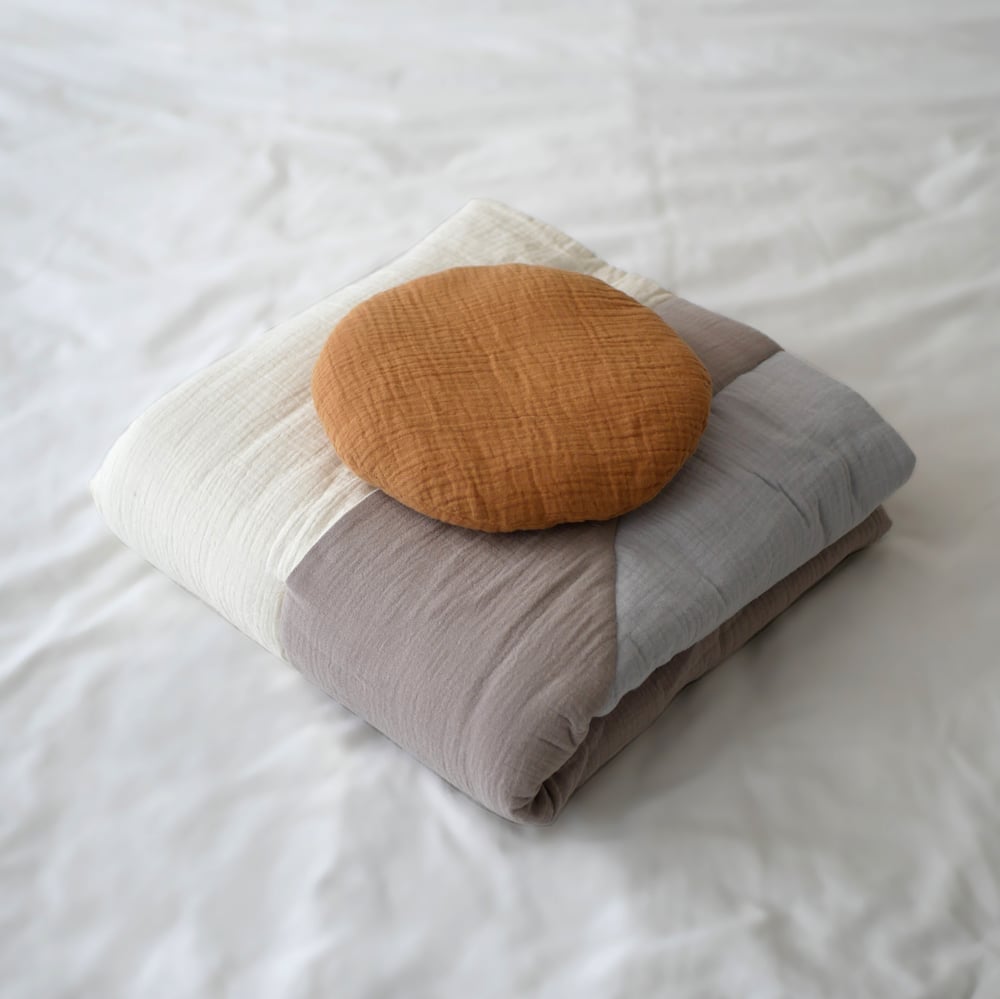 Image of Boutis SUNSET beige / Blanket 