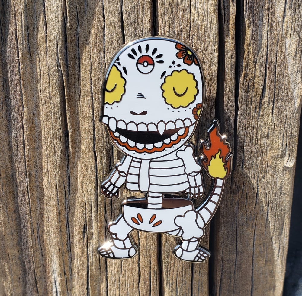 Charmander Calavera Enamel Pin