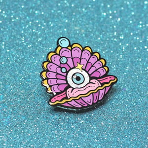 Image of Eyeball clam enamel pin - shell pin - creepy cute - pastel goth - lapel pin badge